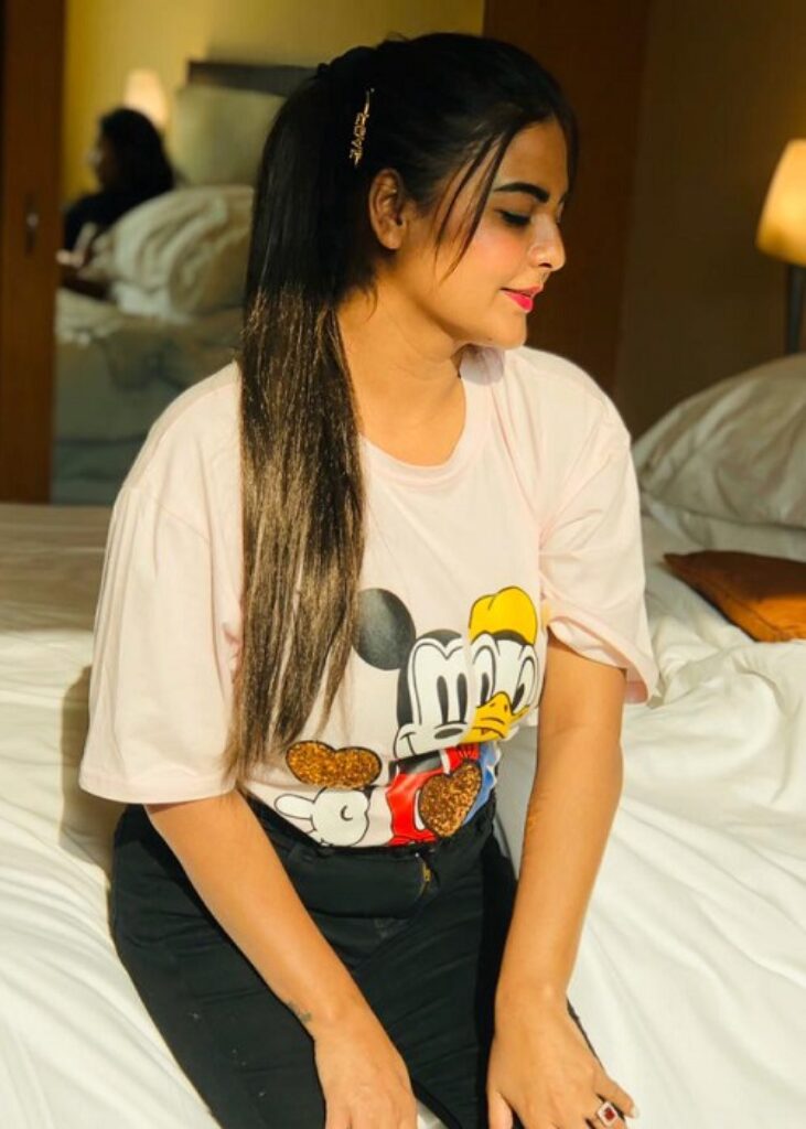 Low price 100% genuine sexy VIP call girls are provided safe and secure service .call 📞,,24 hours 🕰️-- ✅100% gesnuine young RIYA SERVICE COMPANY ✔✔✔