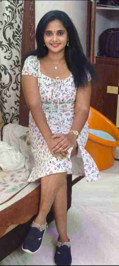 muktha independent hot call girl service available in delhi city 