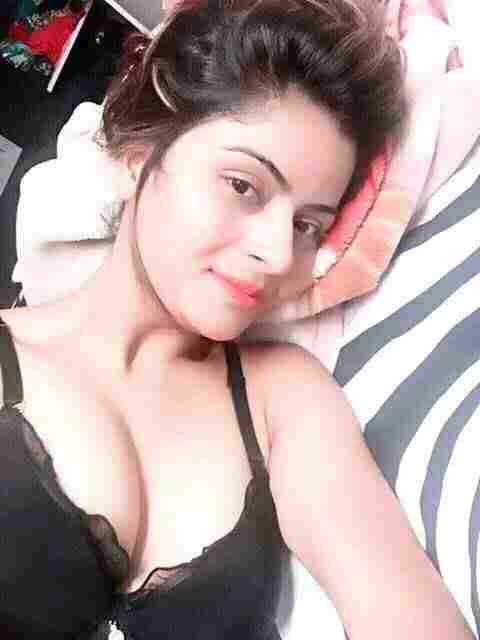 visakhapatnam escorts low cost service with budget hotel rooms near rtc complex available