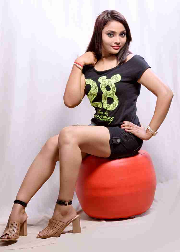 Rushikonda call girls, VIP personnel service available day and night time